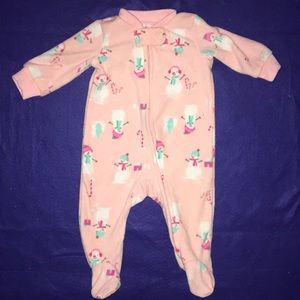 Newborns sleepwear